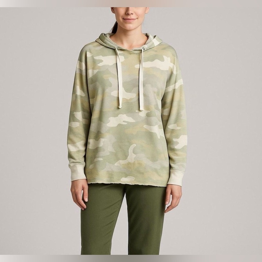Aerie green camo oversized hoodie sweatshirt long sleeve top woman’s large